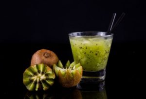 Drink de kiwi sem álcool
